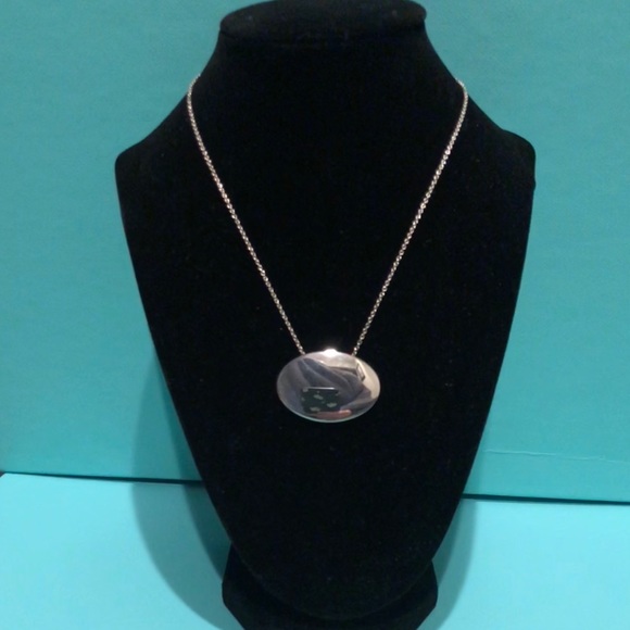 🌸 Authentic Tiffany & Co. Oval Tag pendant - Picture 1 of 4